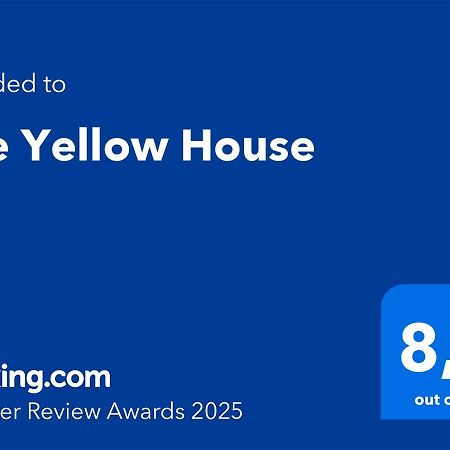 The Yellow House Катания Экстерьер фото